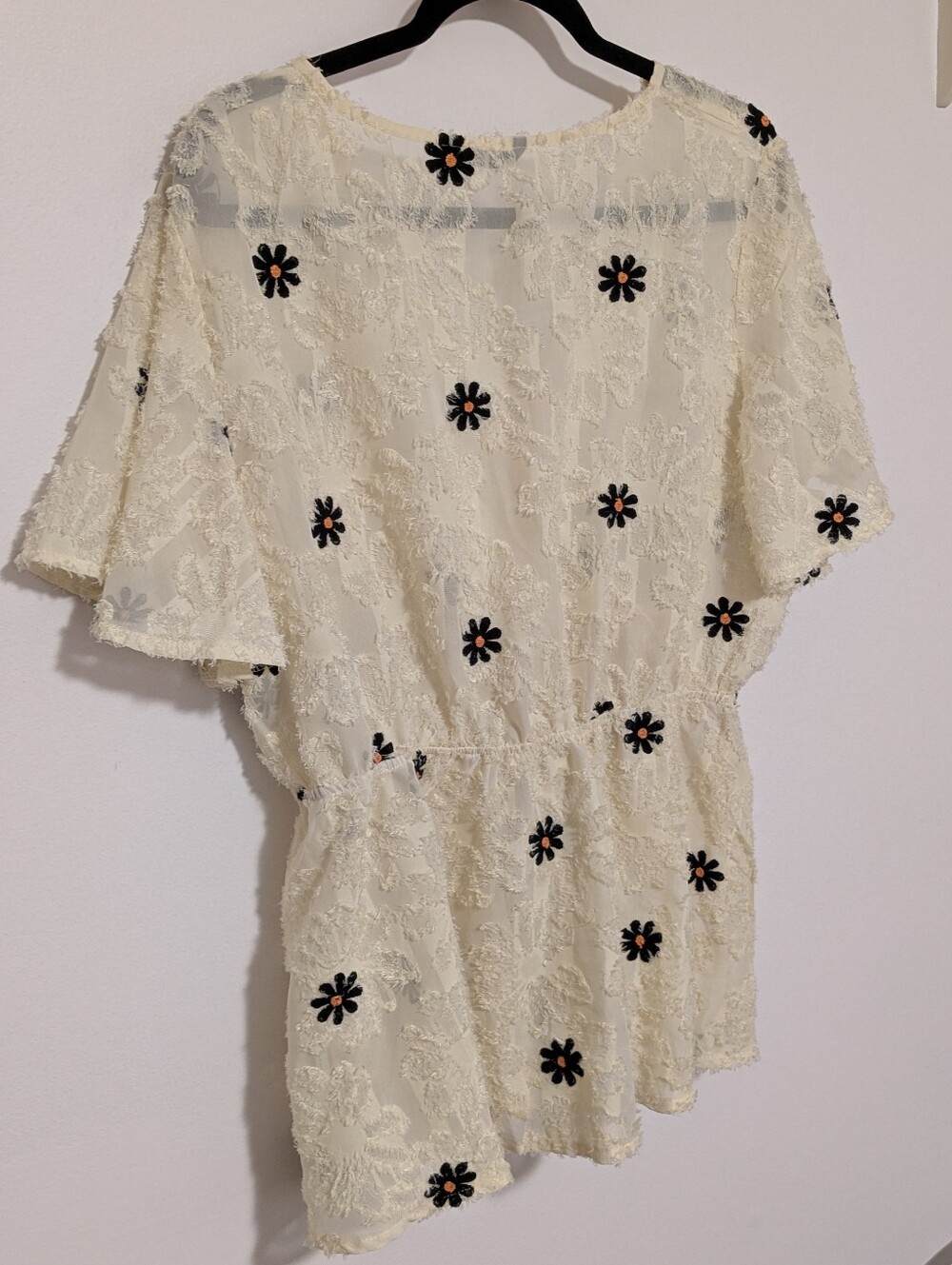 SHEIN Curve Cream Daisy Embroidered Textured Peplum Top | 1XL - Picture 7 of 7